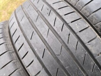 Kumho PS71 205/60/16