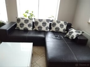 Koženková rozkládací sedačka tvaru L