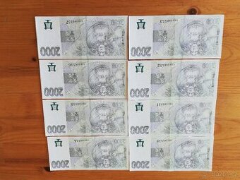 Bankovky 2000Kč z roku 2007