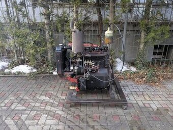 motor Zetor 7701