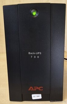 APC UPS 700VA - záložní zdroj