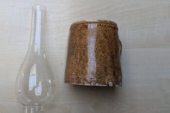 Keramický půllitr a sklo na petrolejovou lampu