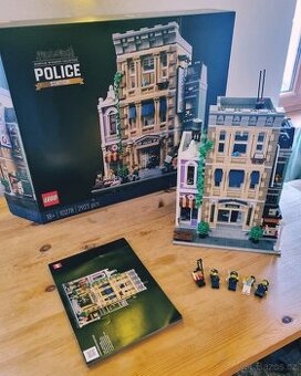 Lego policejní stanice 10278 - postavená