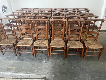 Židle s kostela