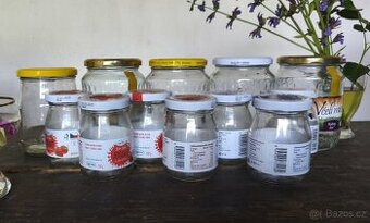 Zavařovací sklenice šroubovací - velké i malé od jogurtu