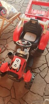 Detsky elektricky traktůrek