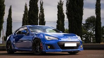 Subaru BRZ 2017 krásné modré podobné jako GT86 a Scion FRS