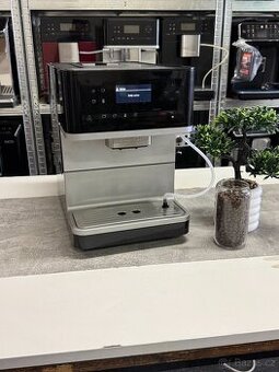 Kávovar Miele CM 6100