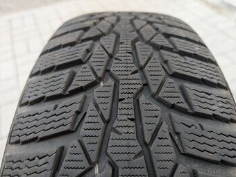 Zimní pneu Nokian 195/60 R16