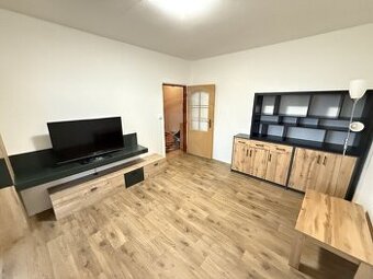 PRONÁJEM BYTU 2+1 S BALKONEM, LIDICKÁ TŘ., ČESKÉ BUDĚJOVICE