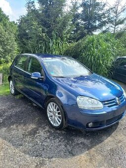 Volkswagen Golf V 1.6i Fsi