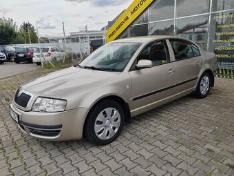 Škoda Superb 2.0tdi, 103kW, manuál.