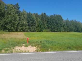 STAVEBNÍ POZEMEK 4757 m2 u Dvora Králové