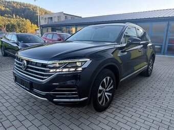 VW TOUAREG TDi MATRIX WEBASTO VZDUCH HEAD-UP KAMERA TAŽNÉ