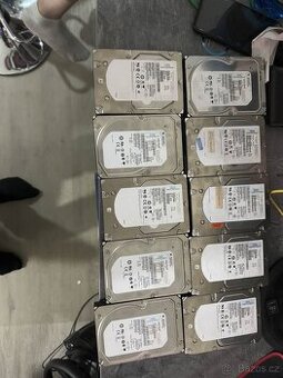 IBM SAS disky 15k ot. – 450GB a 3TB (do diskového pole / ser