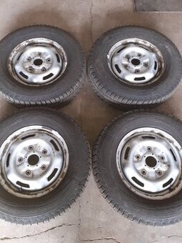 215/75r16C zimní