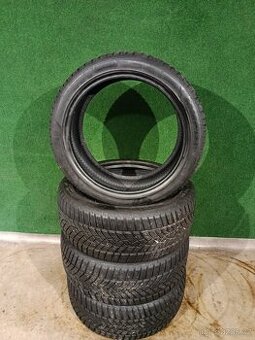 4ks zimni 225/45/18 Goodyear