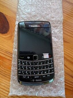 Blackberry 9700 top stav nepoužité.