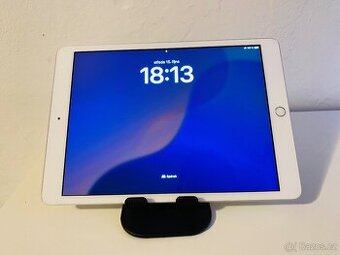 iPad 8 generace