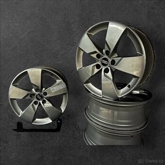 Zánovní originální alu kola Audi 5x112 r17