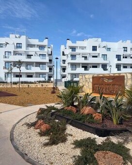 PRONÁJEM LUXUSNÍHO APARTMÁNU VE ŠPANĚLSKU