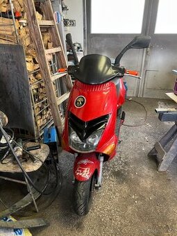 Aprilia Leonardo 250 díly