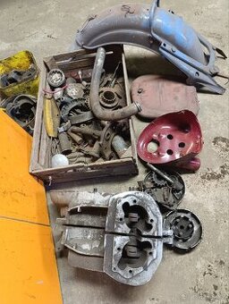 Díly z motorky Jawa