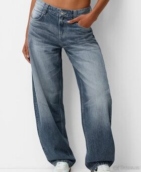 Rifle, džíny buggy Relaxed fit - bershka N.O.V.É