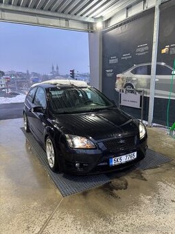 FORD FOCUS ST 2.5