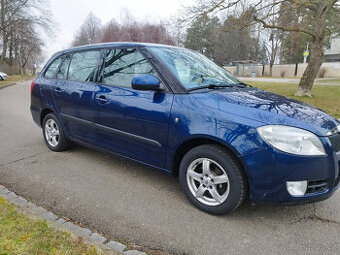 Škoda Fabia II combi 1,4 16V, 11/2008, servisní kniha