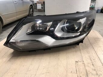 VW Tiguan PL světlomet 5N1941033. 5N1941043B