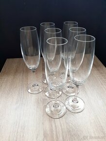 Prodám 7 ks skleničky na sekt