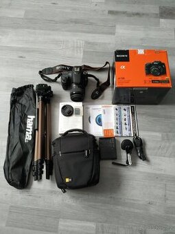 SONY Alpha SLT-A58 + stativ Hama