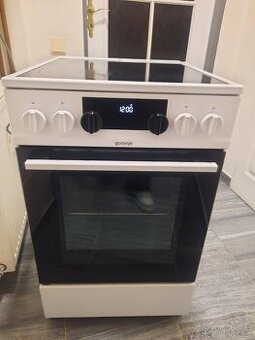 El sporák super stav----mohu dovézt