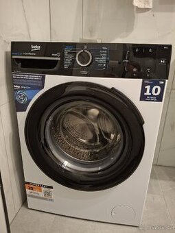 Předem plněná úzká pračka