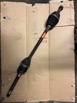 Pravá přední poloosa Mercedes ML W164