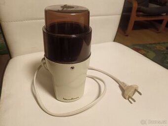 Moulinex mlýnek na kávu Made In France