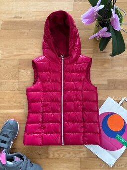 BENETTON JAKO NOVÁ dívčí vesta 10-11r