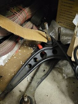 BMW e36 Lemförder predni ramena