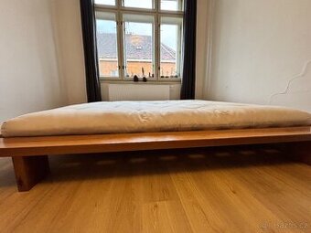 Japonská postel Karup Design 160x200 cm