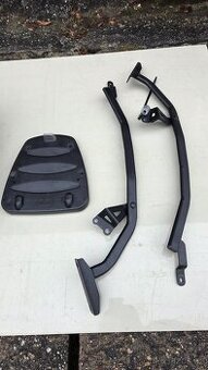 Suzuki Bandit GSF 650 SA  boční držáky.