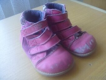 růžové koženkové barefoot kotníčkové boty vel. 27