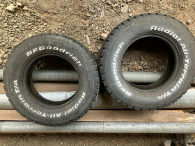 Prodám dvě pneu offroad BF Goodrich 225/75 R16 - 1