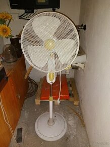 Stojanový ventilátor
