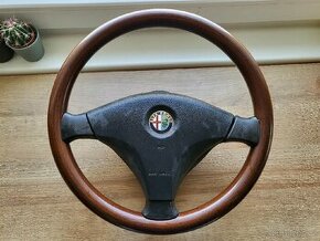 Dřevěný krásný volant Alfa Romeo 156,GTV - 1