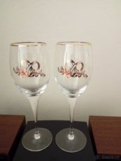 skleničky - svatební motiv - 2 kusy