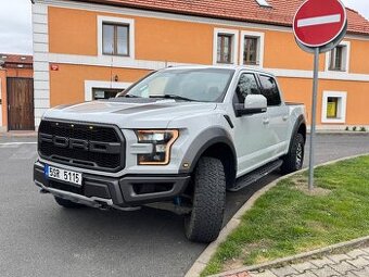 Ford F-150 Raptor