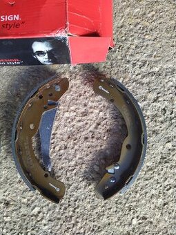 Škoda Octavia 1  brzdové čelisti Brembo