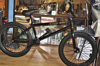Freestyle BMX kolo KINK Gap - 20inch model r.2021
