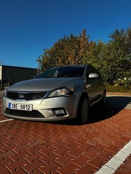 KIA Ceed 2012 (AUTOMAT) 1.6 benzin